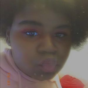 Meet your Posher, Mickyela